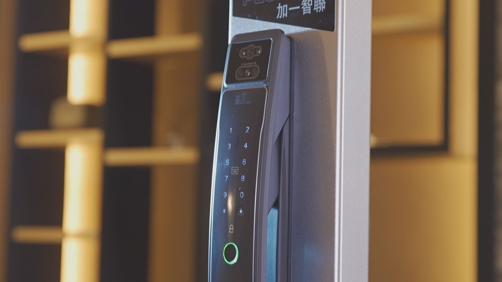 PLUSONE智聯電子鎖,採用業界最高規格功能配置與業界最高安全強度的C級鎖芯,守護家的安全。(圖/加一智聯提供)