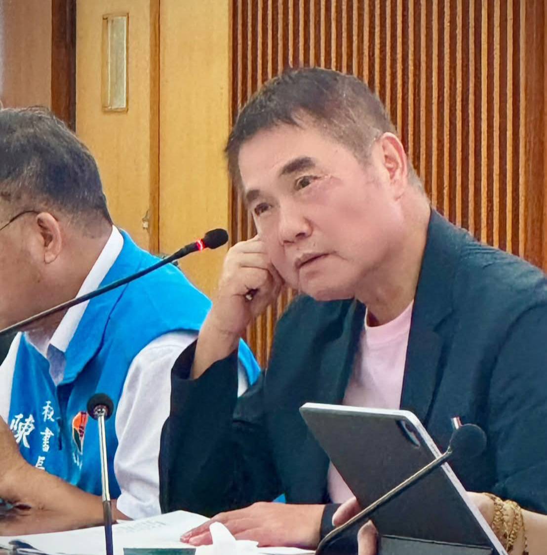 1403610_0 - 報新聞 Mega News 1403610 0