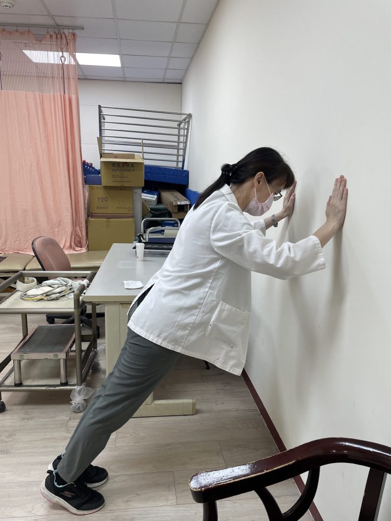 174484 - 報新聞 Mega News 174484 scaled e1758954156222 768x1024 1