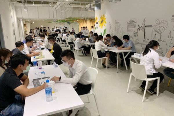 從零基礎到軟體工程師!台灣數位人才靠這「機構」翻轉人生 8 20250903212256 63 600x401 1