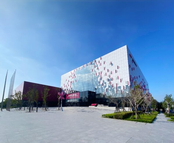 20250917211840 50 600x491 1