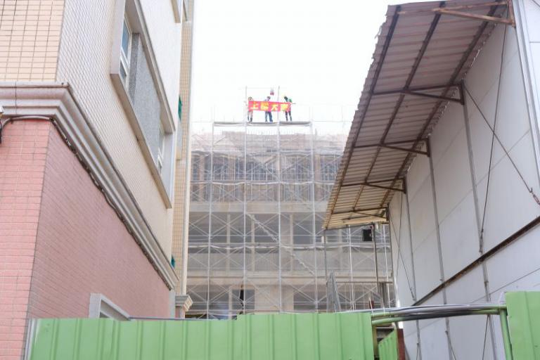 因應竹東外五里人口增加 二重國中校舍增建舉行上樑典禮 4 20250918113134 12e39283