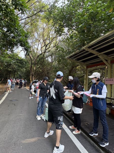 20250927132706 92603853