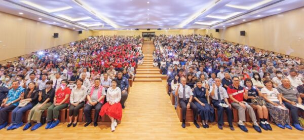 簡文秀返鄉吟中秋「歡唱滿人間」慈濟宜蘭園區熱鬧開唱! 8 20250927214308 42 600x276 1