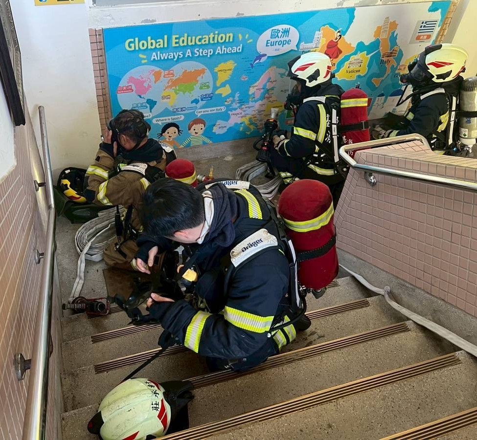 強化跨區協作!基隆五大消防分隊正濱國小實兵演練 7 2132293 0