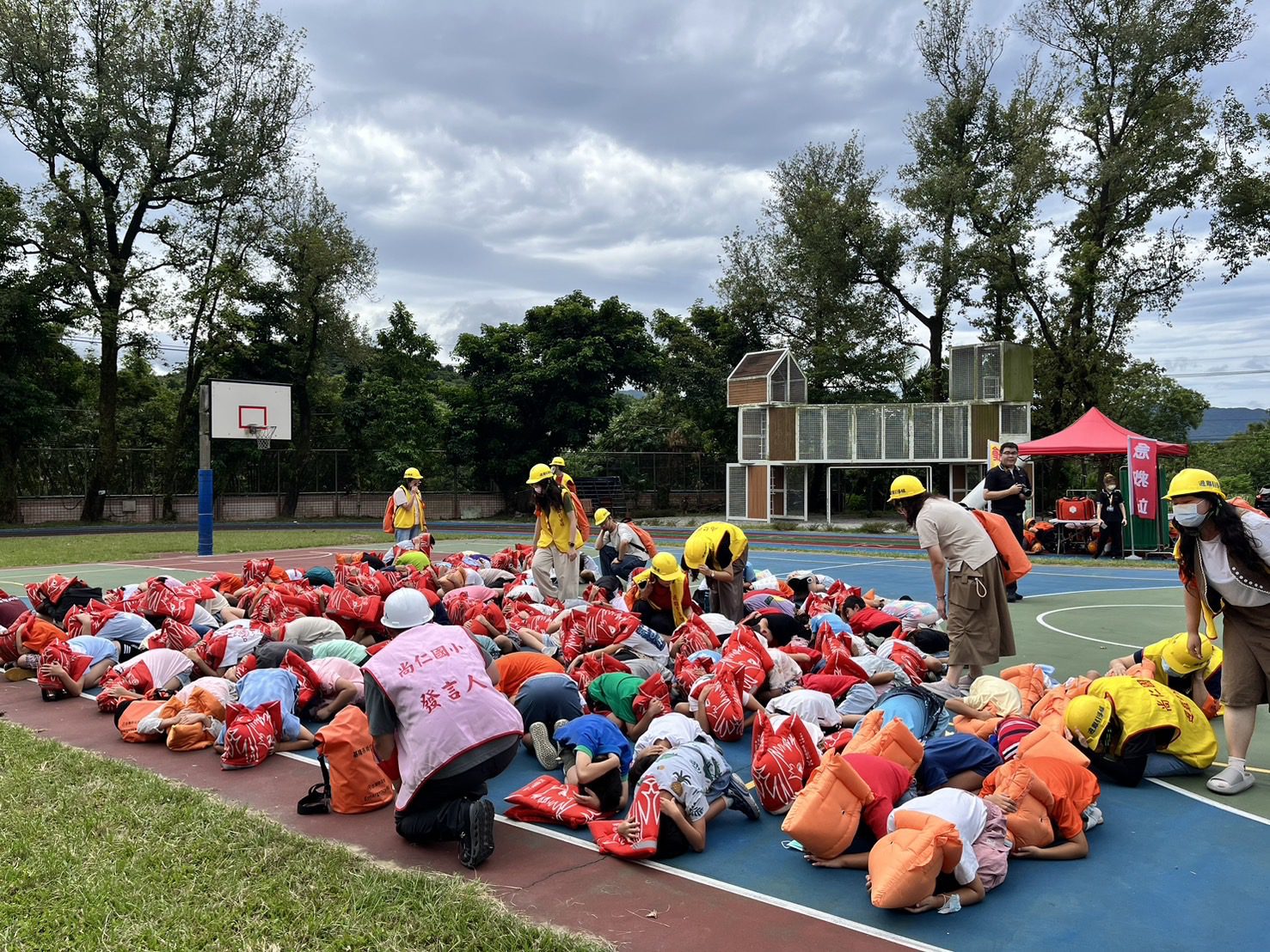 模震6強!基隆小學演練逼真 雙語疏散、封鎖熱區 23 IMG 0023 1