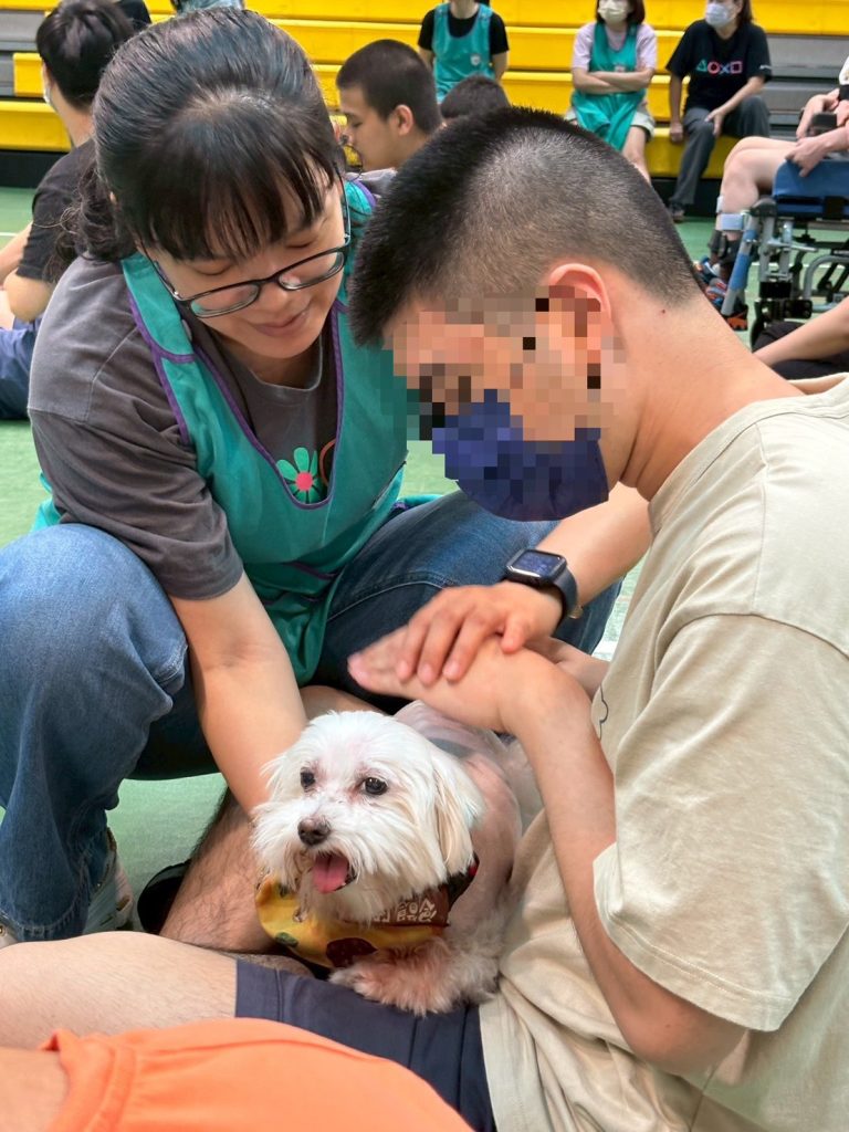 S__172564497_0 - 報新聞 Mega News S 172564497 0 768x1024 1