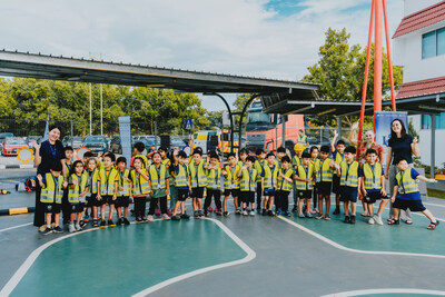 The ‘Stop, Look, Wave’ activity at Brunei