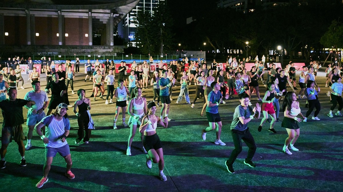加拿大運動服飾品牌 lululemon 發起「Move Taipei」系列活動舞動台北 點亮台北 101「呼吸指引練習」照亮台北城 6 b98e712e bfc2 414f 878c cb85a1300119 175880607758249548200778793