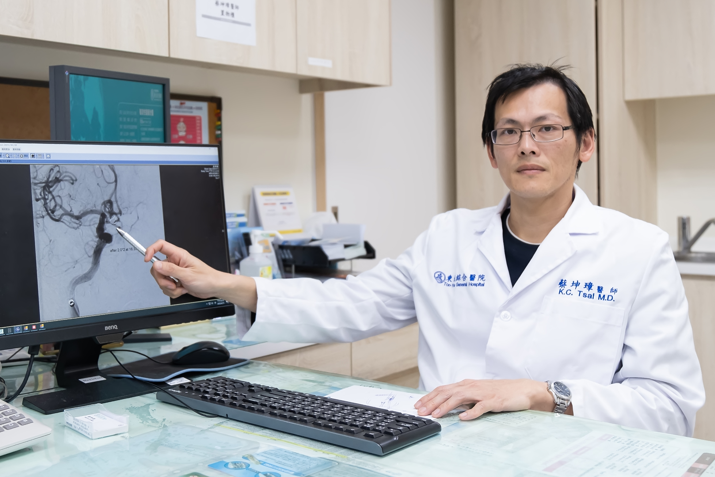 圖1東元綜合醫院神經內科蔡坤璋醫師 經電腦斷層診斷病人為蜘蛛網膜下出血前大腦交