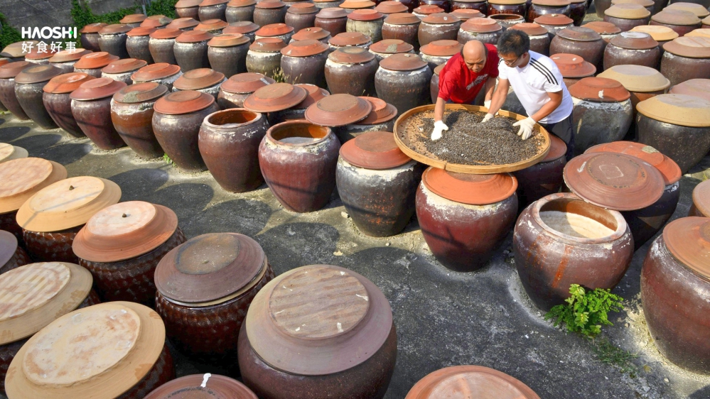 好食好事輔導團隊百年品牌新和春醬油堅持古法乾式純釀好食好事基金會提供 Fotor