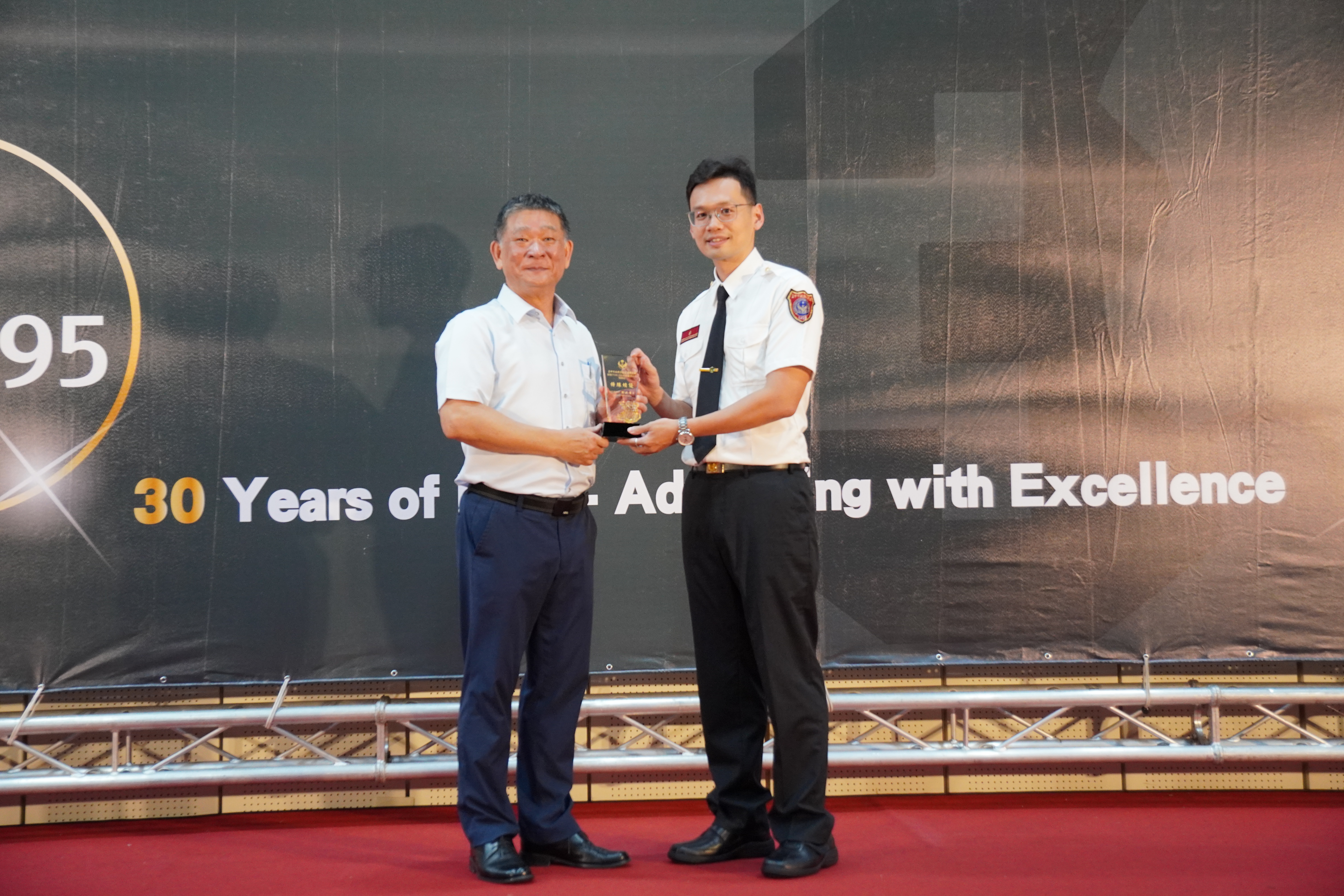 霧峰分隊榮獲 特殊績優獎團隊 0