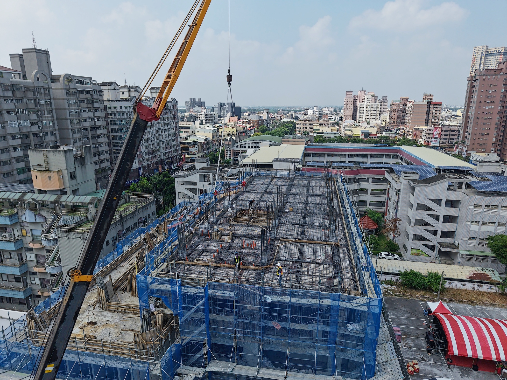 0 從橋下辦公到擁有新家 黃敏惠市長見證西區區政大樓上樑典禮 1 0