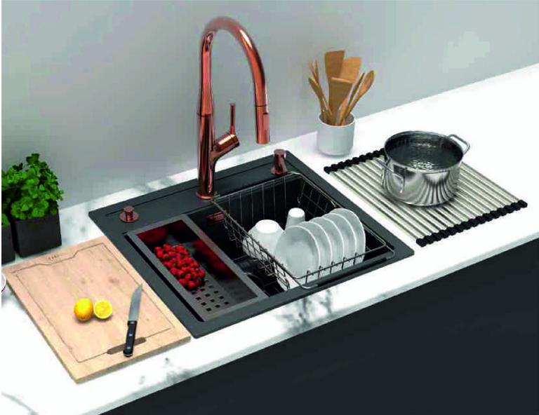 20251001204743 04084b6a