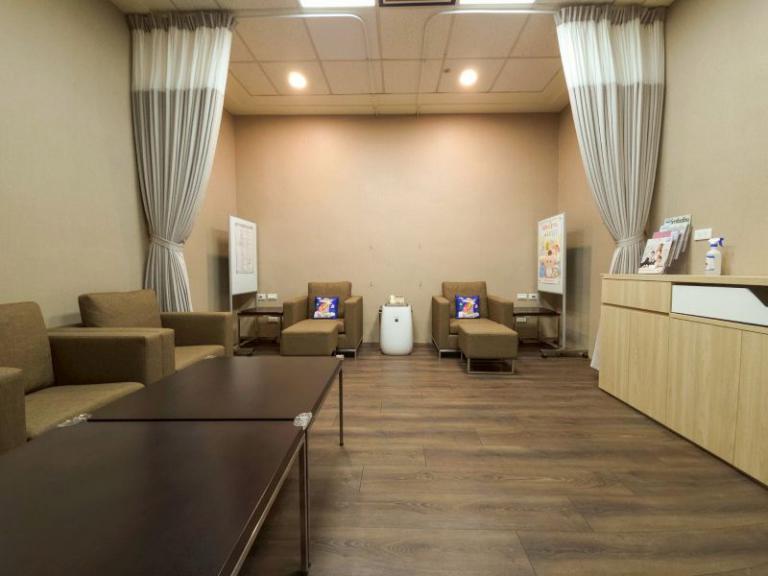 新竹市演藝廳哺集乳室改善完工 邱臣遠代理市長:提供舒適育兒空間 2 20251002154723 15b27ce8