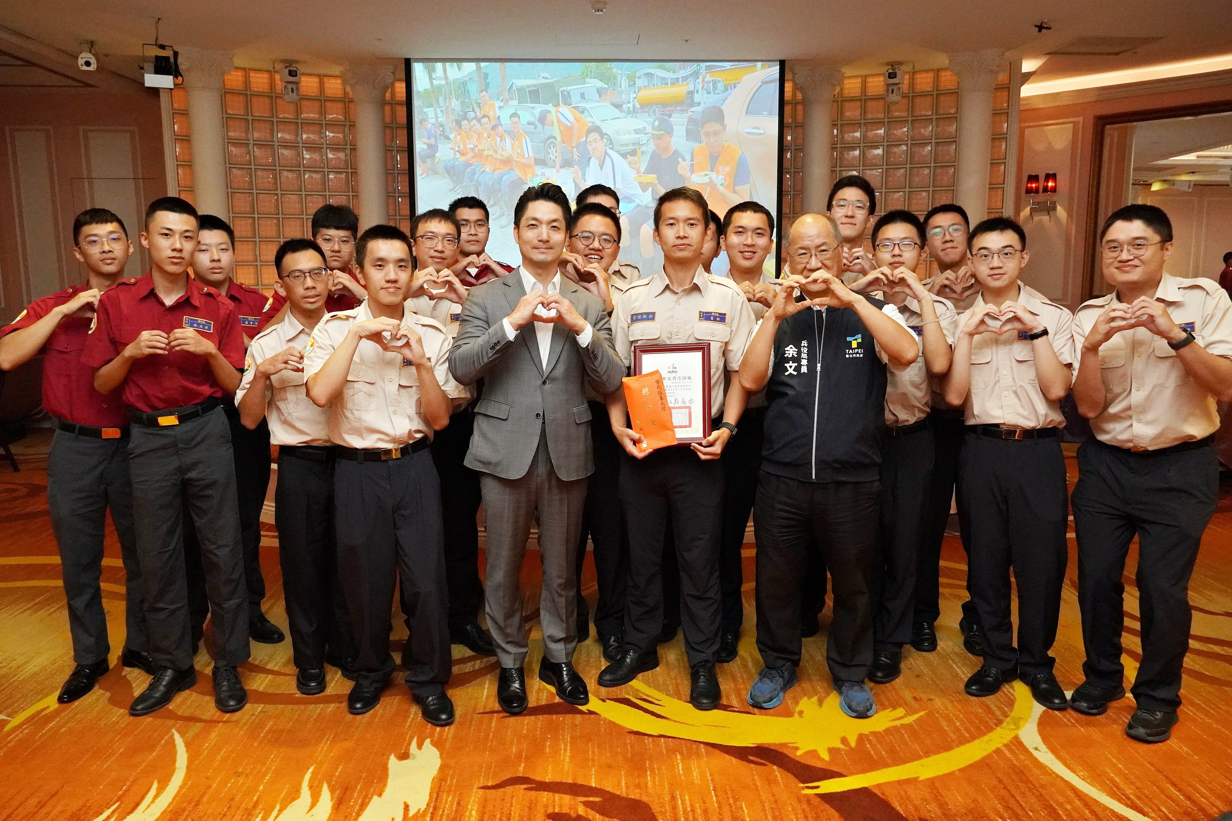 efbe659f 1c85 4380 9297 39ca147f4bbf