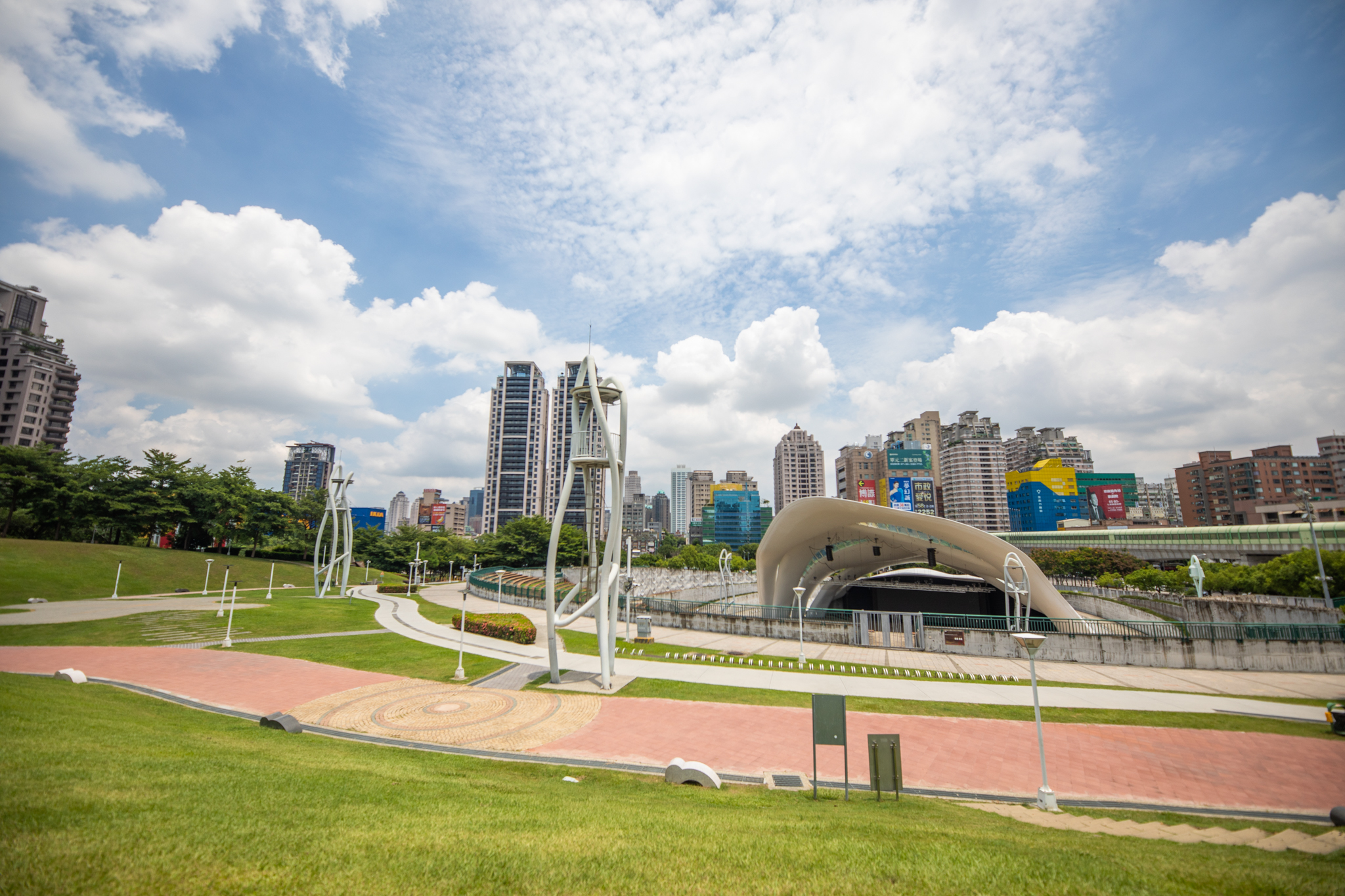 還沒訂房動作快! 台中南投雙城迎國慶 中市旅宿訂房率攀升 6 圓滿戶外劇場