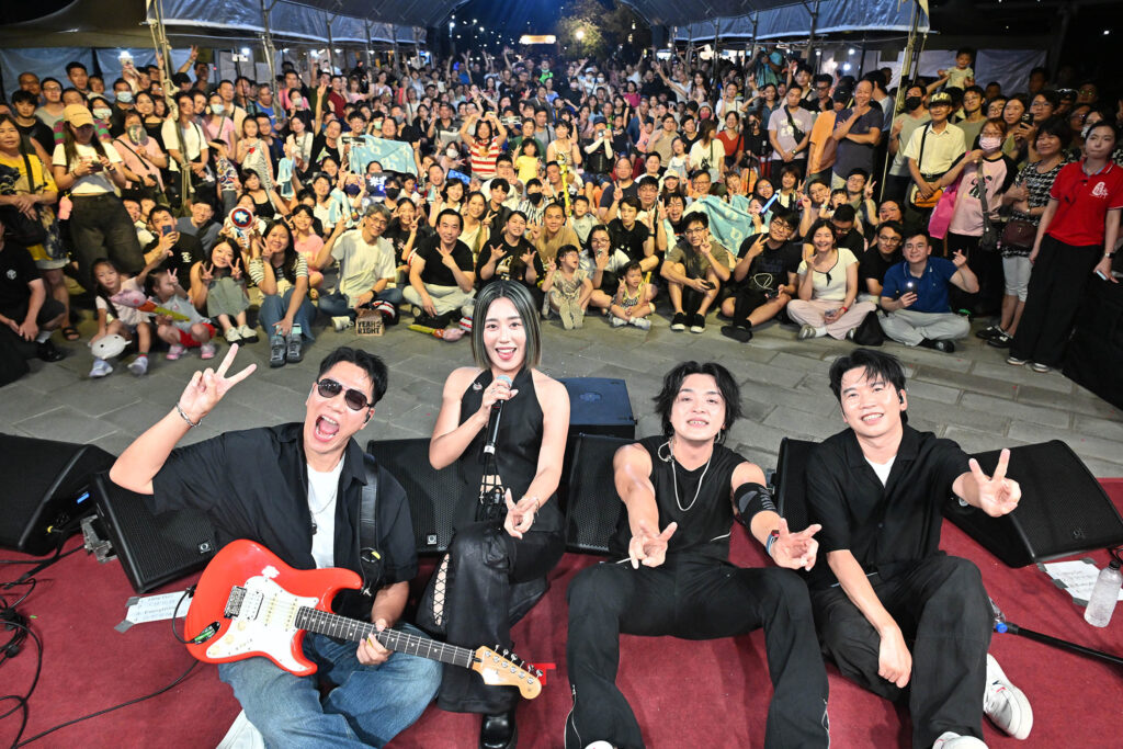 %E5%B0%8F%E7%94%B7%E5%AD%A9%E6%A8%82%E5%9C%98