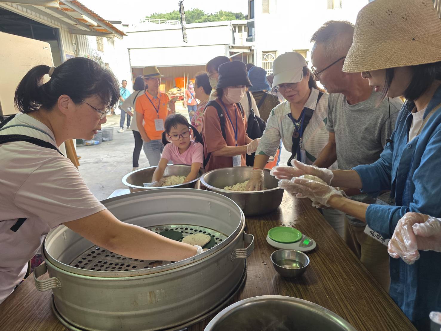 遊客親手製作芋粿巧 0